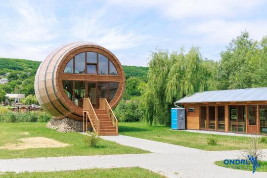 butoi-scoreni-straseni festivalul butoiului