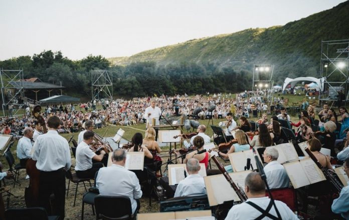 opera-butuceni festivalul descopera