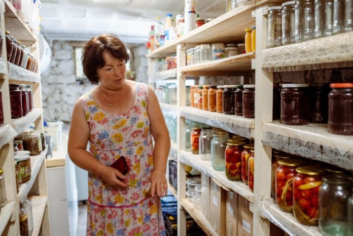 angela-comendant angela comandant fostă profesoara soldanesti