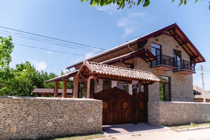 casa-rindunicii-trebujeni casa rindunicii trebujeni orheiul vechi