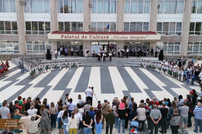 palatul-nicolae-botgros-cahul palatul de cultura nicolae botgros cahul