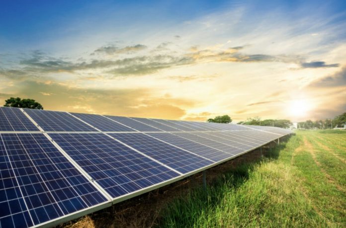 panouri-solare centrale fotovoltaice