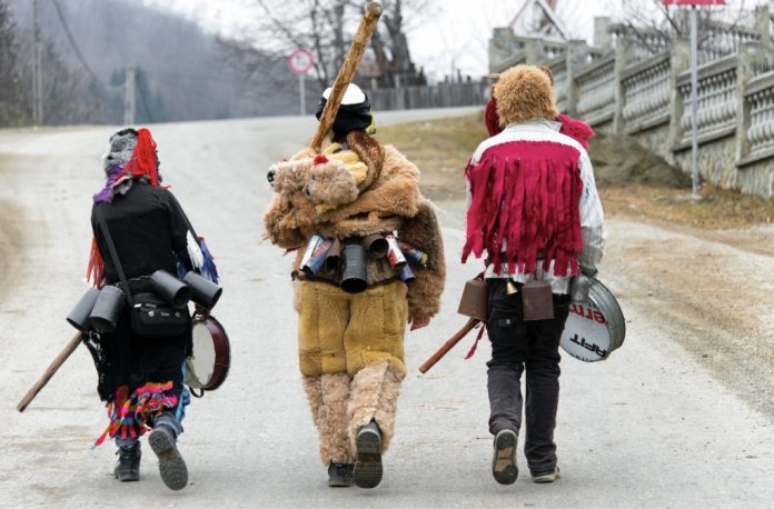 uratori cete de uratori