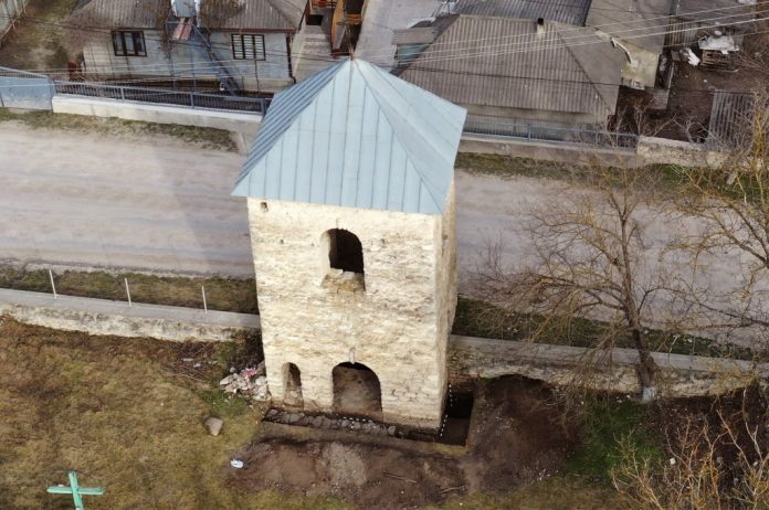 turn-clopotnita turnul clopotnitei vadul rascov