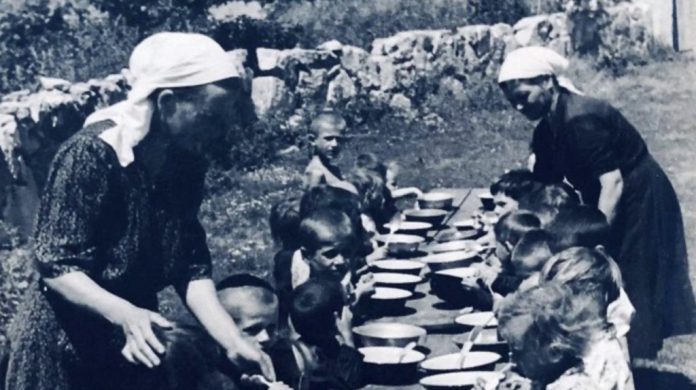 foamete victimele foametei