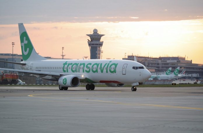 avion chisinau paris