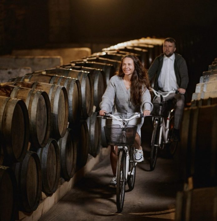 tur-bicicleta-vinarie milestii mici