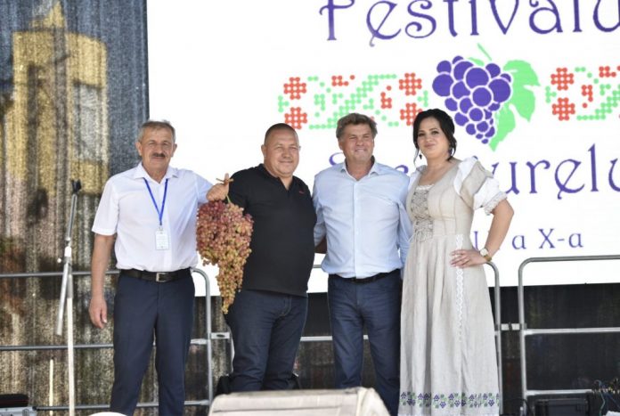 festivalul-strugurelui1 festivalul strugurelui cimislia
