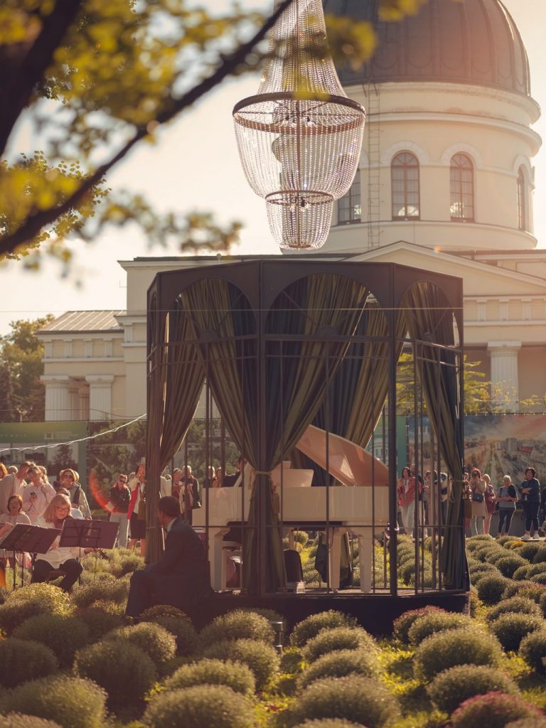 cafeneaua bonjour cafe