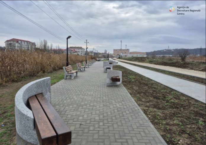 ialoveni-proiect ialoveni spatiu modern