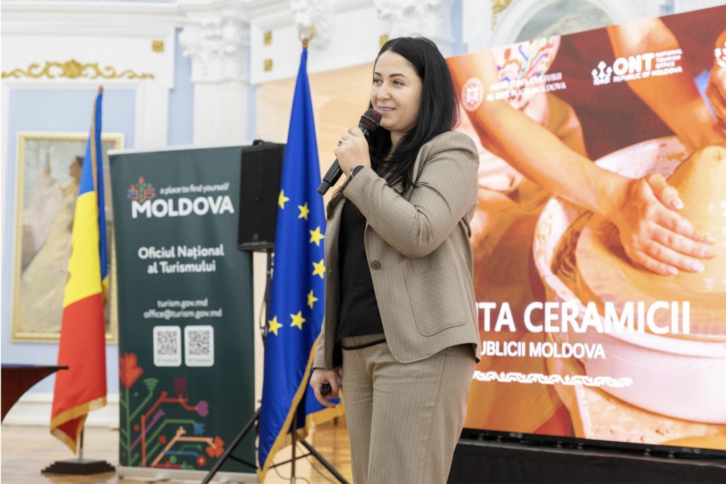 ana sandra directoarea interimara oficiul turismului