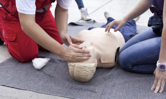 curs-ajutor curs prim ajutor