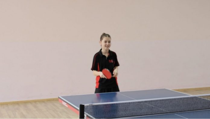 tenis campioana tenis de masa