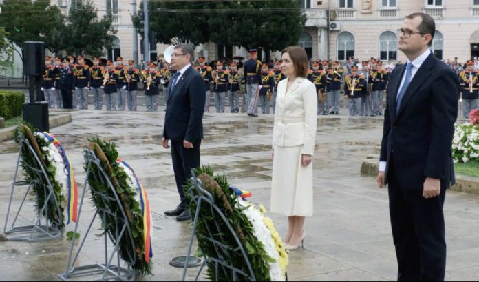 depuneri-flori ziua independentei